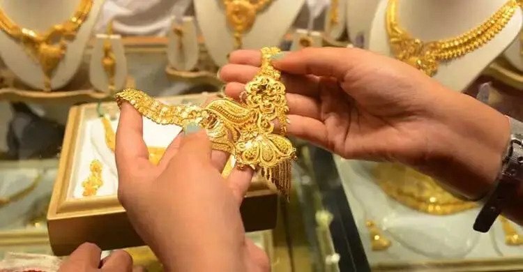 সাতসকালে ভরিতে ৭ হাজার ৬৪০ টাকা বাড়লো সোনার দাম